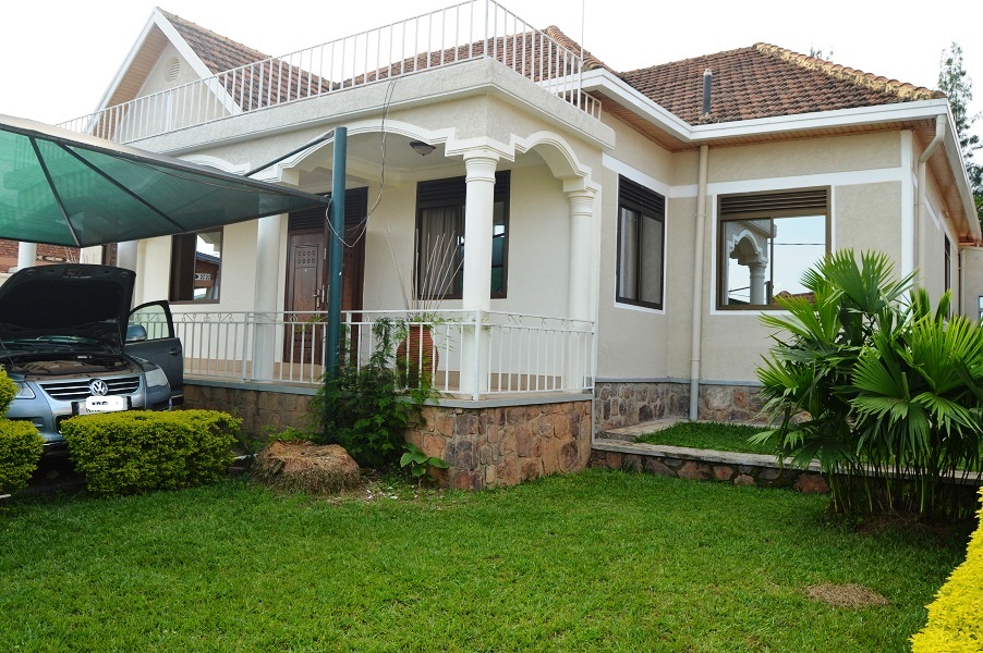 A FURNISHED three BEDROOM HOUSE FOR RENT at  GISOZI